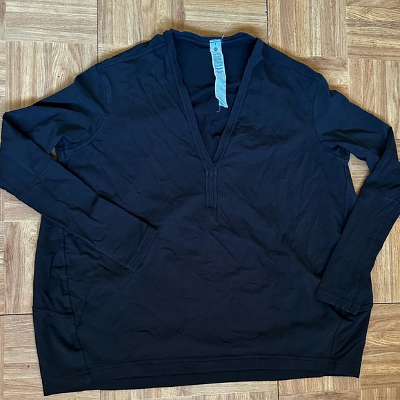 Lululemon Back in Action V Neck Long sleeve - Picture 11 of 11